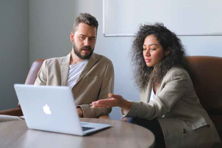 How to remove shareholders from a trade license in Dubai?