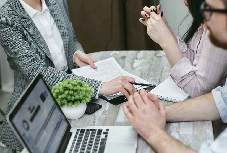 Which are the insurance requirements for trade license holders in Dubai?