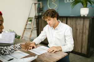 How do I open a bank account for free zone company in Dubai?