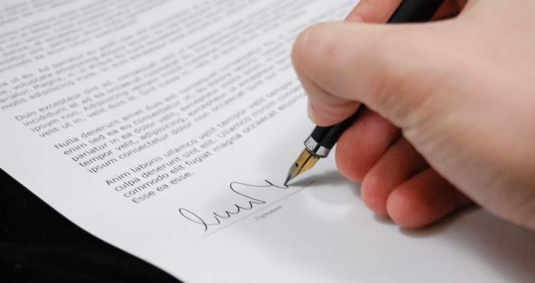 How to meet the legal requirements for DMCC business setup?