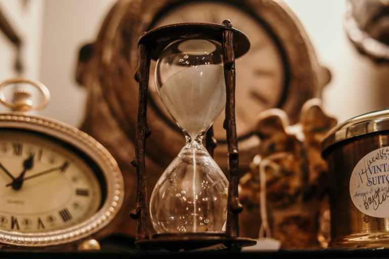 What is the recommended time to start a business in SHAMS?
