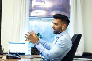 How to secure the necessary approvals and permissions for consulting projects in Dubai?