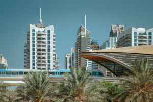 How to continuously evaluate the performance and impact of consultants in Dubai?