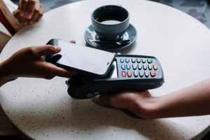 How to set up automatic bill payments with UAE banks?