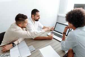 DMCC company setup benefits for global entrepreneurs?