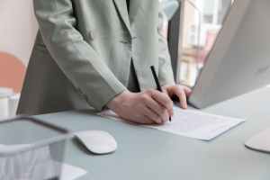 What are the Licensing and Permit Requirements for Company Formation in Dubai?