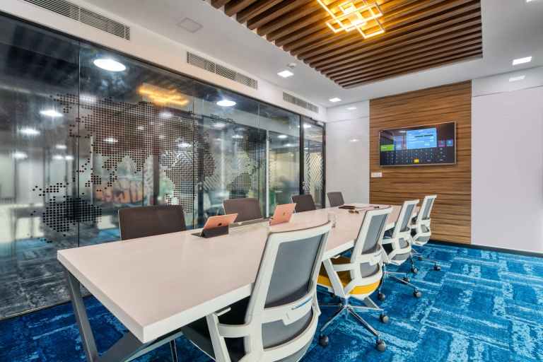 Which are the available office spaces in Free Zone Sharjah?