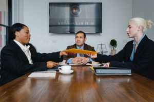 Which is the Right Jurisdiction for Company Formation in Dubai?