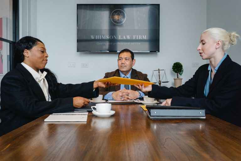 Which is the Right Jurisdiction for Company Formation in Dubai?