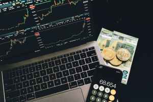 How to renew a trade license in DMCC?