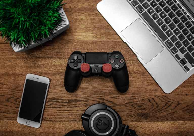 How to stay updated with e-gaming trends in Sharjah?