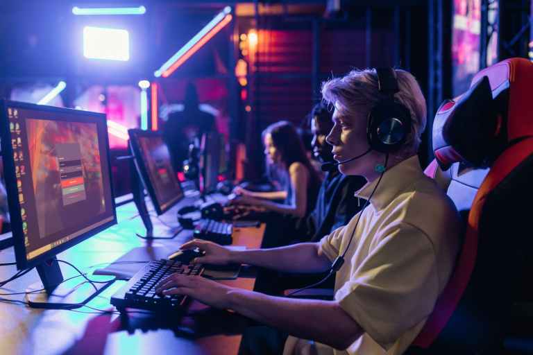 Which is the best e-gaming venue for hosting events in Meydan?