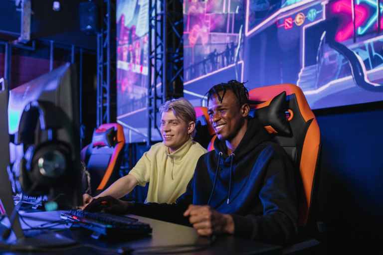 Which are the recommended e-gaming accessories in Meydan?
