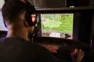 How to stream e-gaming content in Shams?