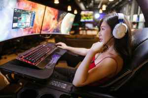 How to participate in e-gaming competitions in Dubai?