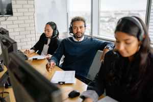 Which is the preferred approach for consultants in Dubai, onsite or remote?