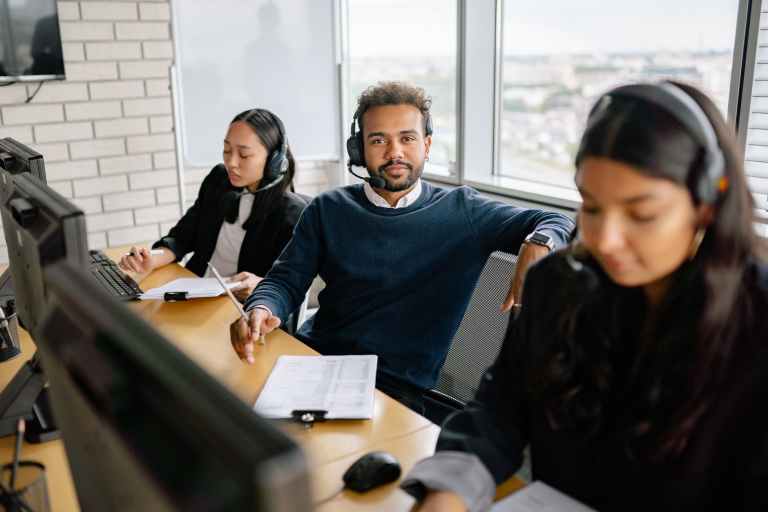 Which is the preferred approach for consultants in Dubai, onsite or remote?