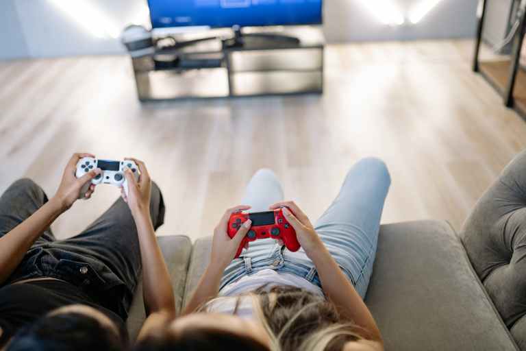 Which are the popular e-gaming tournaments in Sharjah?