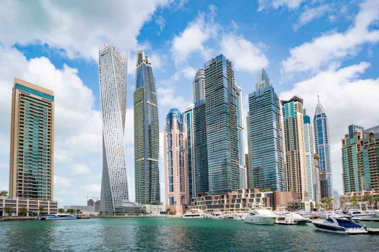 high rise buildings of dubai